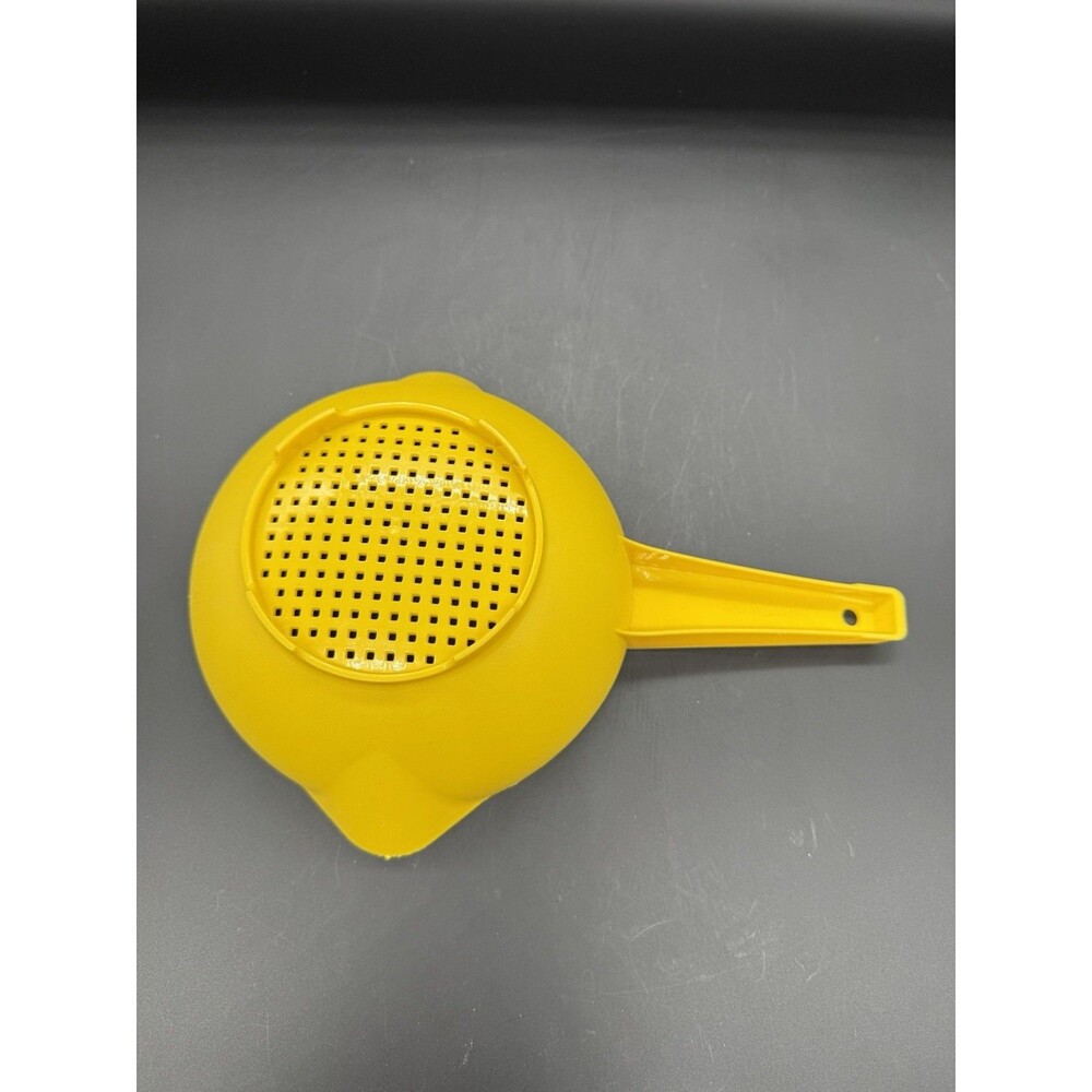 1970’s Tupperware strainer colander - Picture 3 of 7